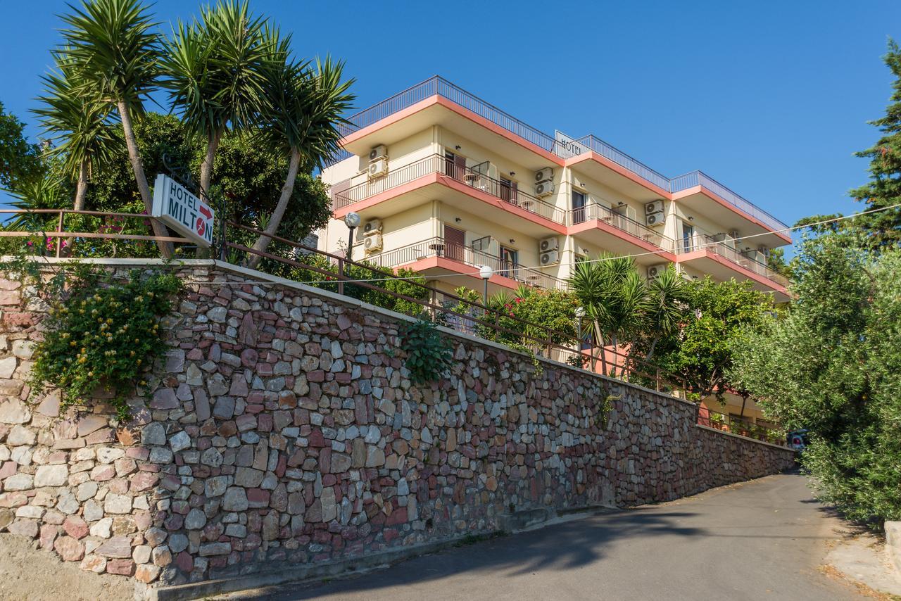 Hotel Milton Mavrovoúnion Exterior foto
